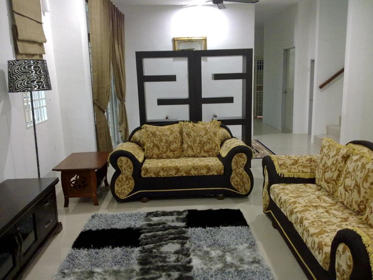 Casa D'Astana Homestay Sungai Petani For Muslim Only Exteriör bild